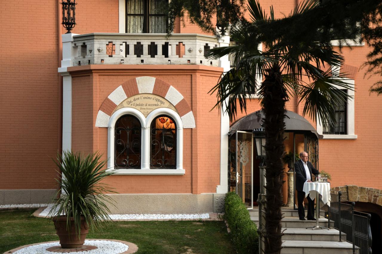 Pensjonat Casale In Collina Capriva del Friuli Zewnętrze zdjęcie