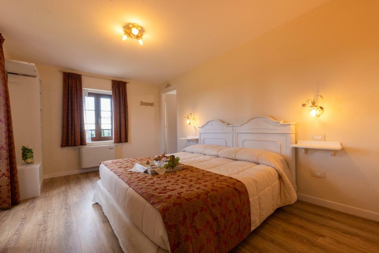Pensjonat Casale In Collina Capriva del Friuli Zewnętrze zdjęcie
